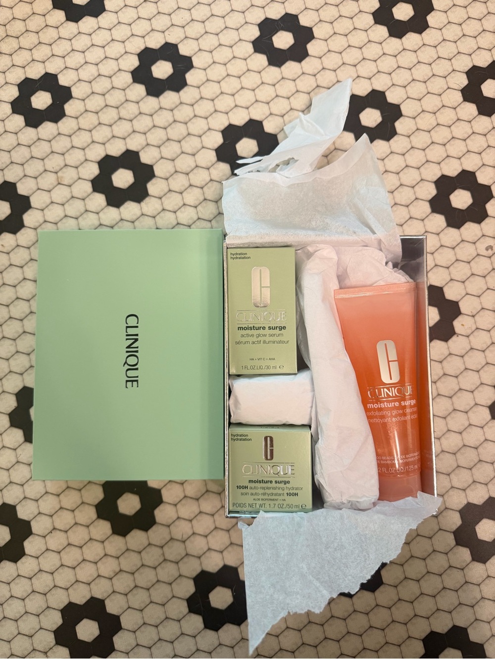 Clinique Moisture Surge Skincare Set - Green & Orange